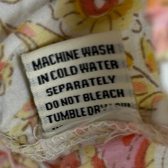 Sim & Sam Women Short Sleeve Floral Smocked Top Yellow Milkmaid Boho Size Large - Picture 8 of 8